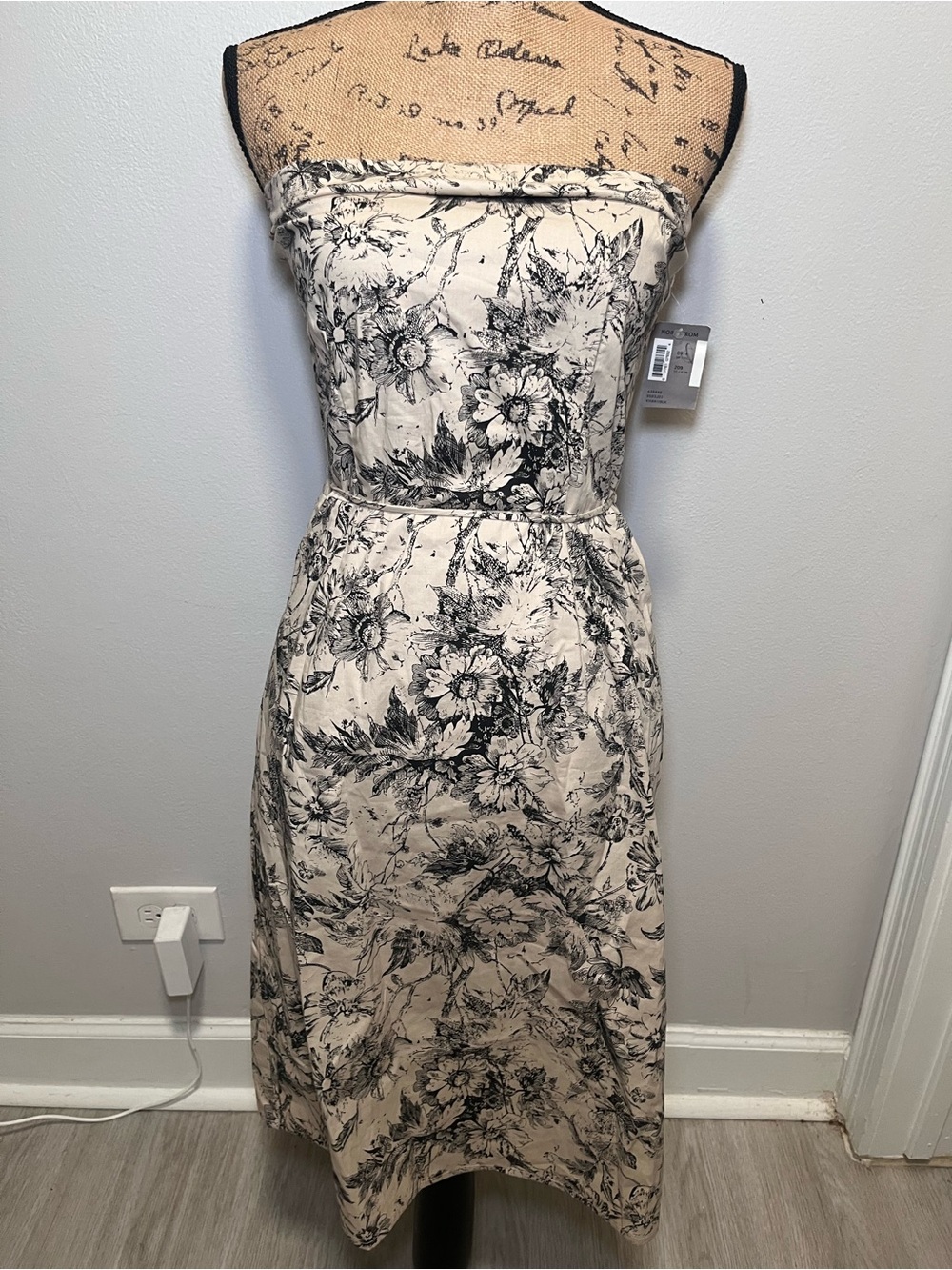 Nordstrom Strapless Floral Midi Dress in Cream and Black